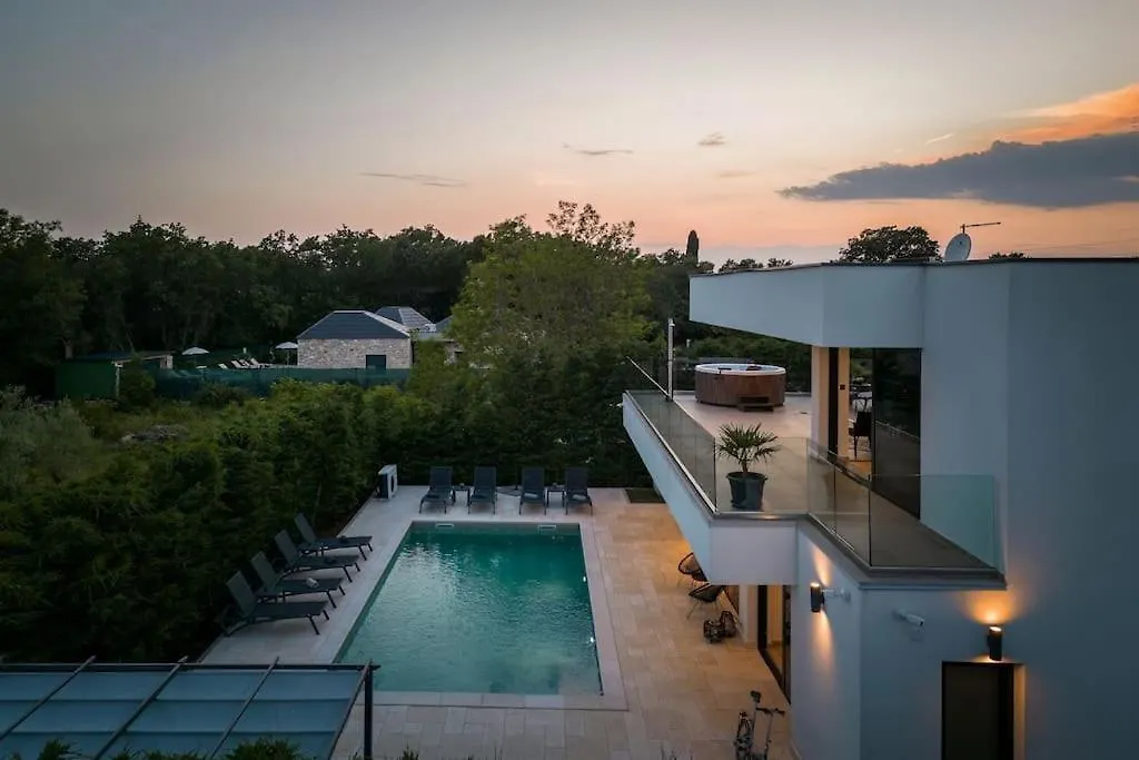 Villa Zorina Heated Pool 45 M2, Jacuzzi & Sauna Sveti Ivan  Sveti Ivan (Istria)